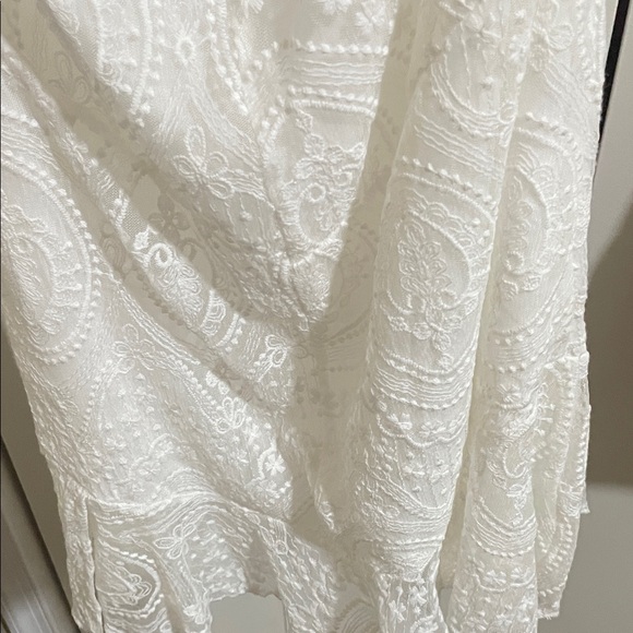 White Lace Tie-Back Summer Dress - Picture 5 of 5